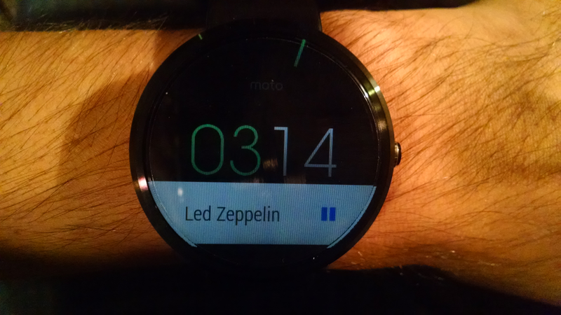 Illustration for article titled Android Wear Review: Moto 360 (Updated! x2)